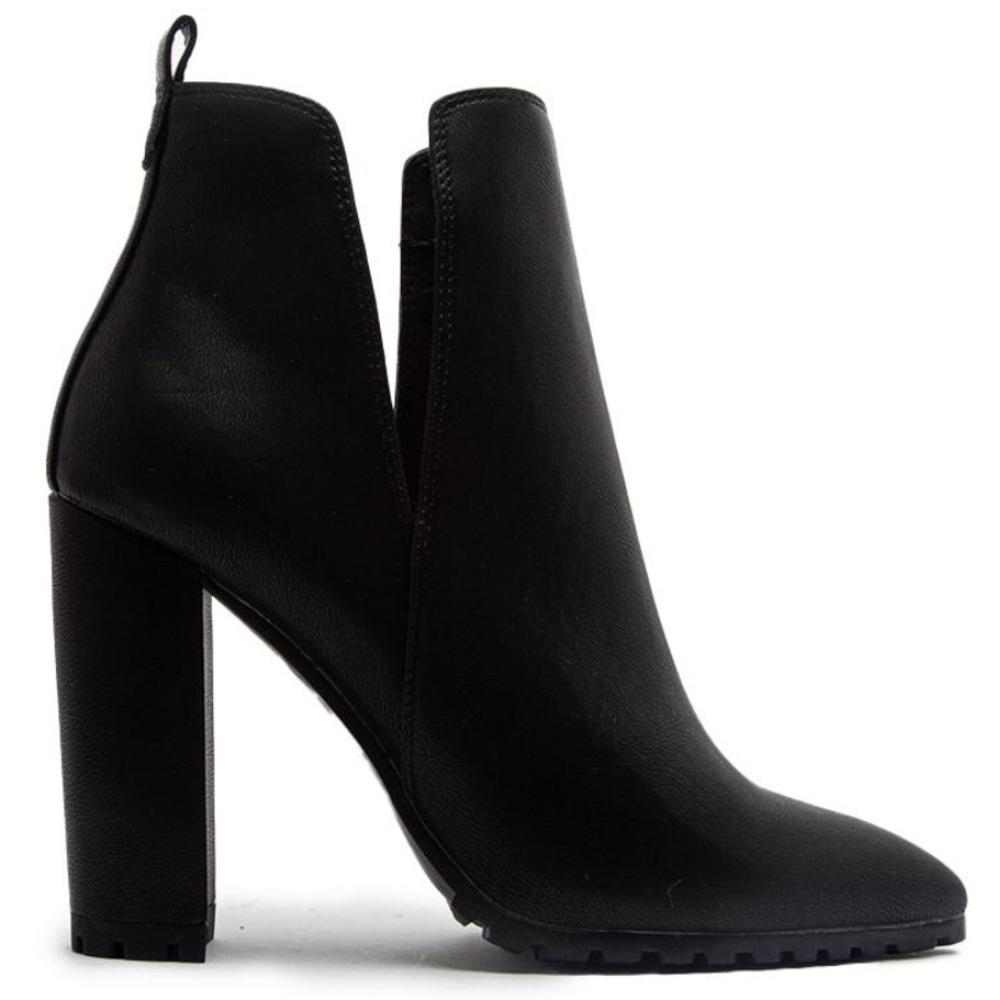 Qupid Signal Faux Leather Lug Sole Heeled Booties